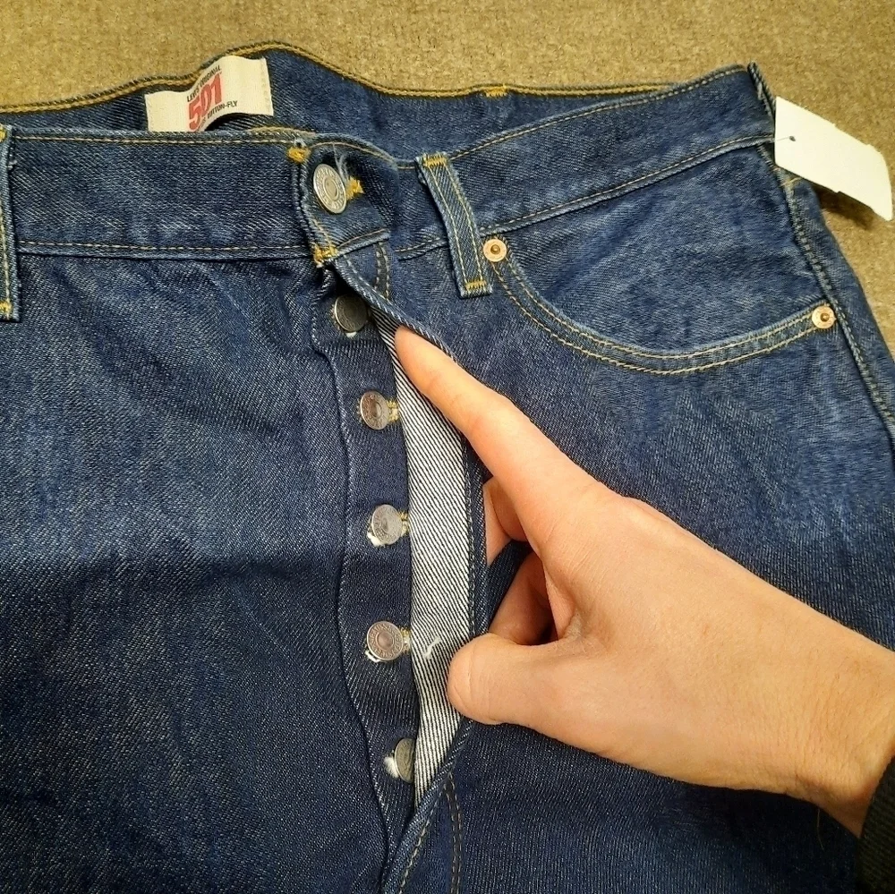 LEVI'S Original 501 Straight Leg Hidden Button Fly Mens Jeans (42 x 32) Blue